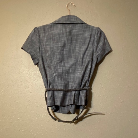 High Waisted Beautiful Detailed Jacket w Belt - Picture 3 of 6